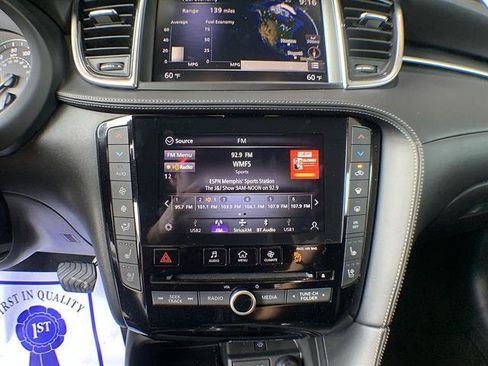 Used 2023 INFINITI QX50 Sport FWD image 16