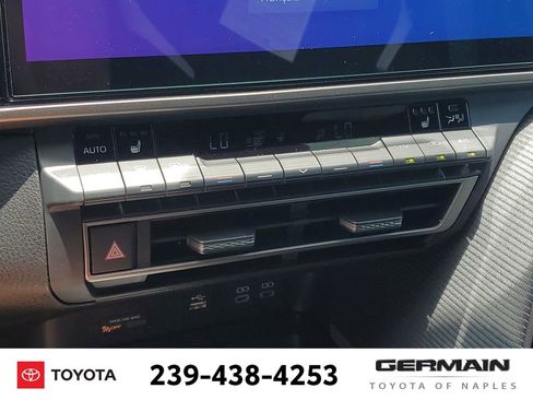 New 2025 Toyota Camry SE w/ Multimedia Upgrade Package image 28