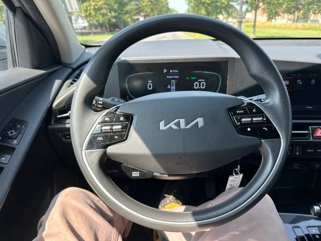 Certified 2023 Kia Niro LX FWD image 36