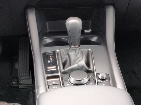 New 2026 MAZDA MAZDA3 s FWD image 19