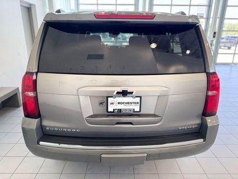 Used 2019 Chevrolet Suburban Premier AWD/4WD image 40
