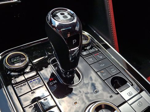 Used 2022 Bentley Flying Spur W12 AWD/4WD image 15