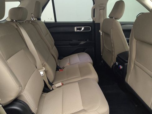 Used 2023 Ford Explorer 4WD image 19