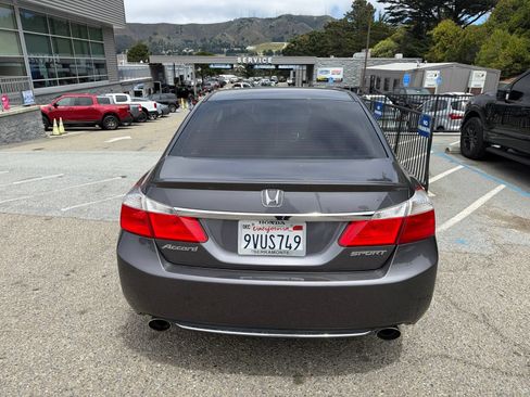 Used 2015 Honda Accord Sport image 6