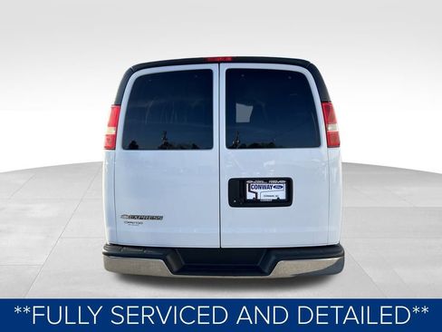 Used 2017 Chevrolet Express 3500 LT w/ LT Preferred Equipment Group image 7