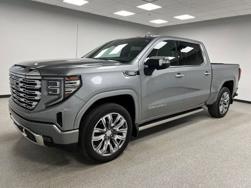 Used 2024 GMC Sierra 1500 Denali w/ Denali Reserve Package image 5