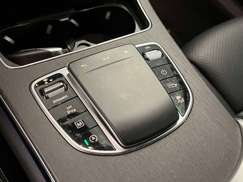 Certified 2022 Mercedes-Benz GLC 300 4MATIC image 31