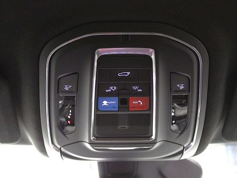 New 2026 Jeep Grand Cherokee L 4WD image 22