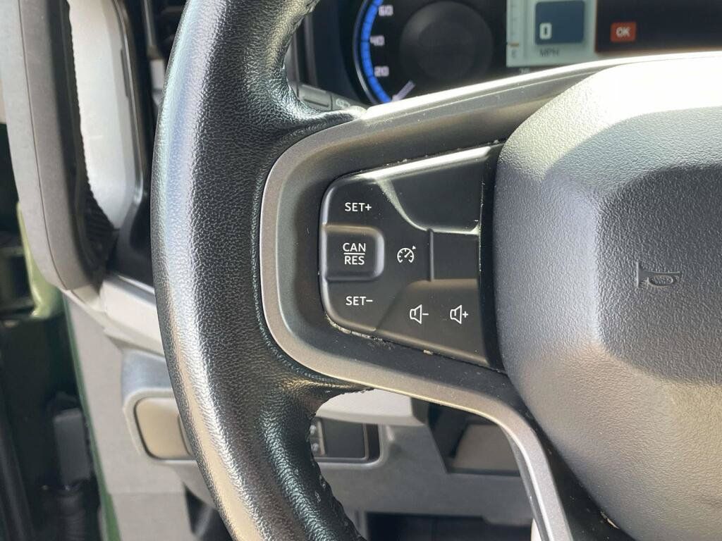 Used 2023 Ford Bronco Big Bend w/ Sasquatch Package AWD/4WD image 32