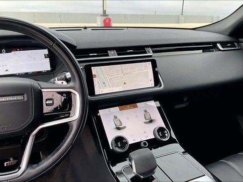 Used 2021 Land Rover Range Rover Velar R-Dynamic S image 8