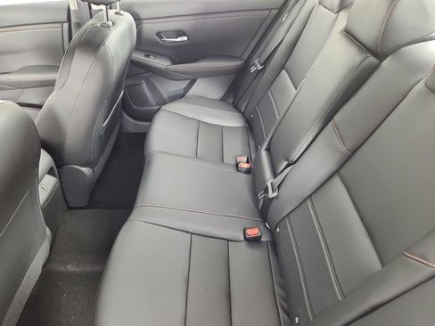 New 2025 Nissan Sentra SR w/ SR Premium Package FWD image 12