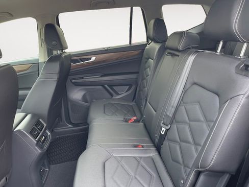 New 2026 Volkswagen Atlas SE AWD/4WD image 13