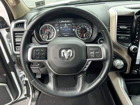 Used 2022 RAM 2500 Laramie AWD/4WD image 18