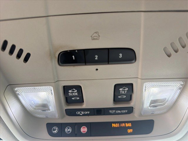 Used 2018 Buick Enclave Essence FWD image 15
