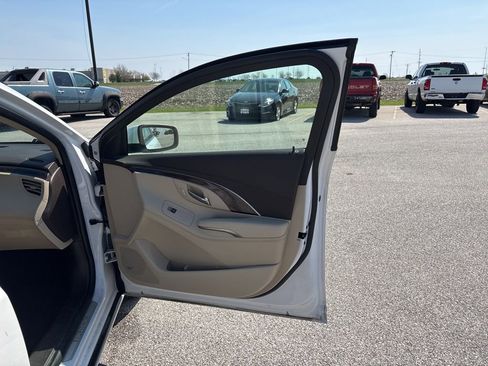 Used 2015 Buick LaCrosse Premium w/ Driver Confidence Package #1 image 16