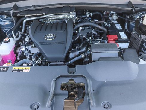 Certified 2025 Toyota Grand Highlander FWD image 27