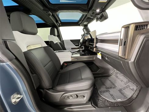 Used 2024 GMC Hummer EV 3X w/ Omega Edition image 29