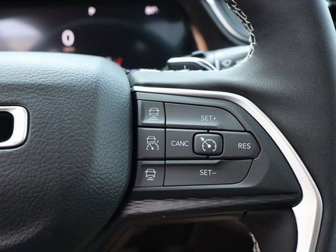 New 2025 Jeep Grand Cherokee Altitude w/ Trailer Tow Package image 14