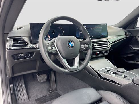 Used 2024 BMW 230i Coupe w/ Convenience Package image 10
