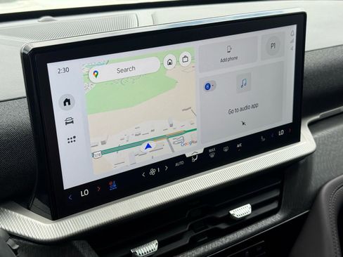 Used 2025 Ford Explorer Platinum w/ Ultimate Package image 30