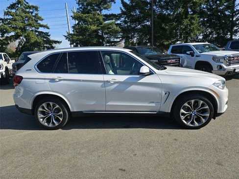 Used 2017 BMW X5 xDrive40e image 43