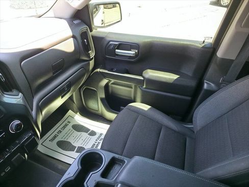 Used 2023 Chevrolet Silverado 1500 Custom Trail Boss AWD/4WD image 35