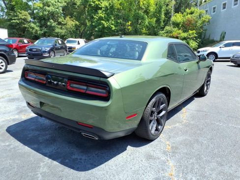 Used 2019 Dodge Challenger SXT w/ Blacktop Package RWD image 3