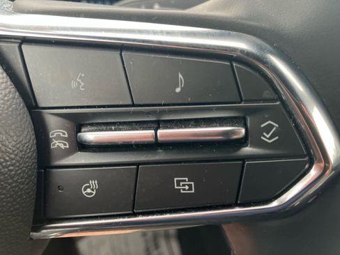 Used 2025 Chevrolet Equinox LT w/ Convenience Package II FWD image 20