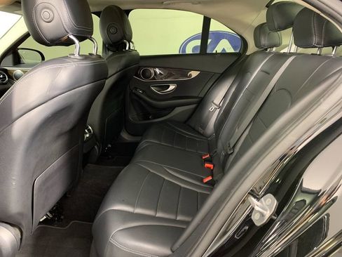 Used 2017 Mercedes-Benz C 300 Sedan image 32