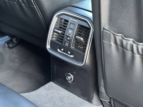 Used 2016 Porsche Macan S AWD/4WD image 20