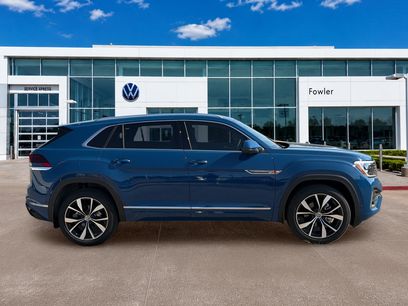 New 2026 Volkswagen Atlas Cross Sport SEL Premium R-Line