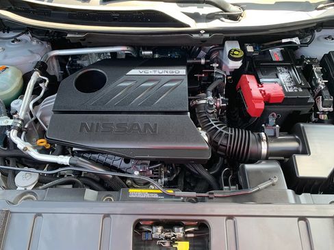 Used 2025 Nissan Rogue SV AWD/4WD image 29