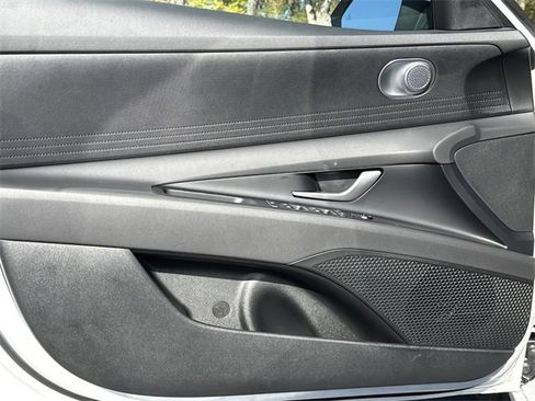 New 2026 Hyundai Elantra Blue image 10