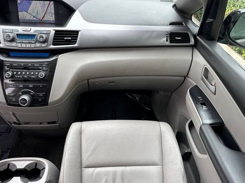 Used 2013 Honda Odyssey Touring Elite image 33