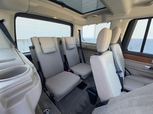 Used 2015 Land Rover LR4 HSE image 22