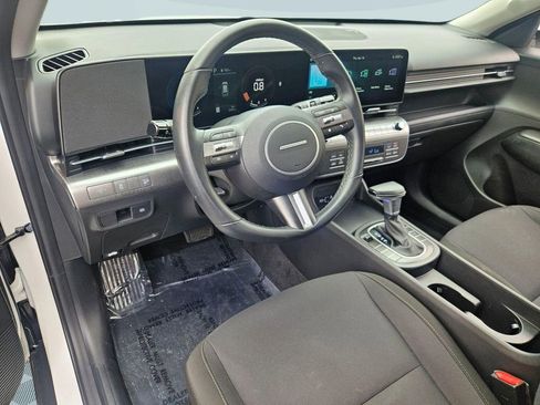 Certified 2025 Hyundai Kona SEL image 13