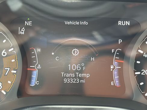 Used 2022 Jeep Compass Trailhawk w/ Sun and Sound Group AWD/4WD image 13
