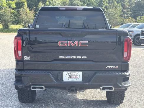 Used 2022 GMC Sierra 1500 AT4 AWD/4WD image 8