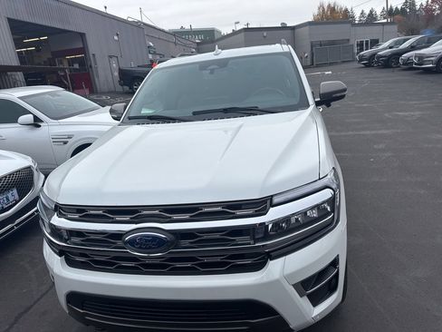 Used 2024 Ford Expedition Max King Ranch image 2