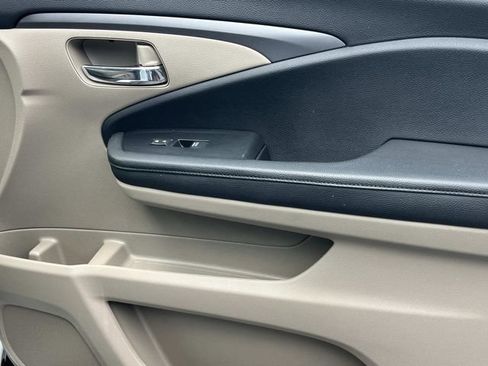 Used 2022 Honda Pilot EX-L image 29