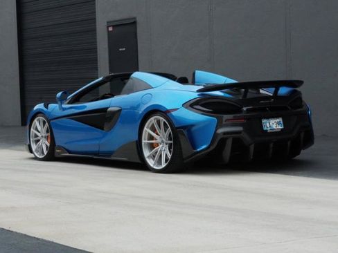 Used 2020 McLaren 600LT Spider RWD image 8