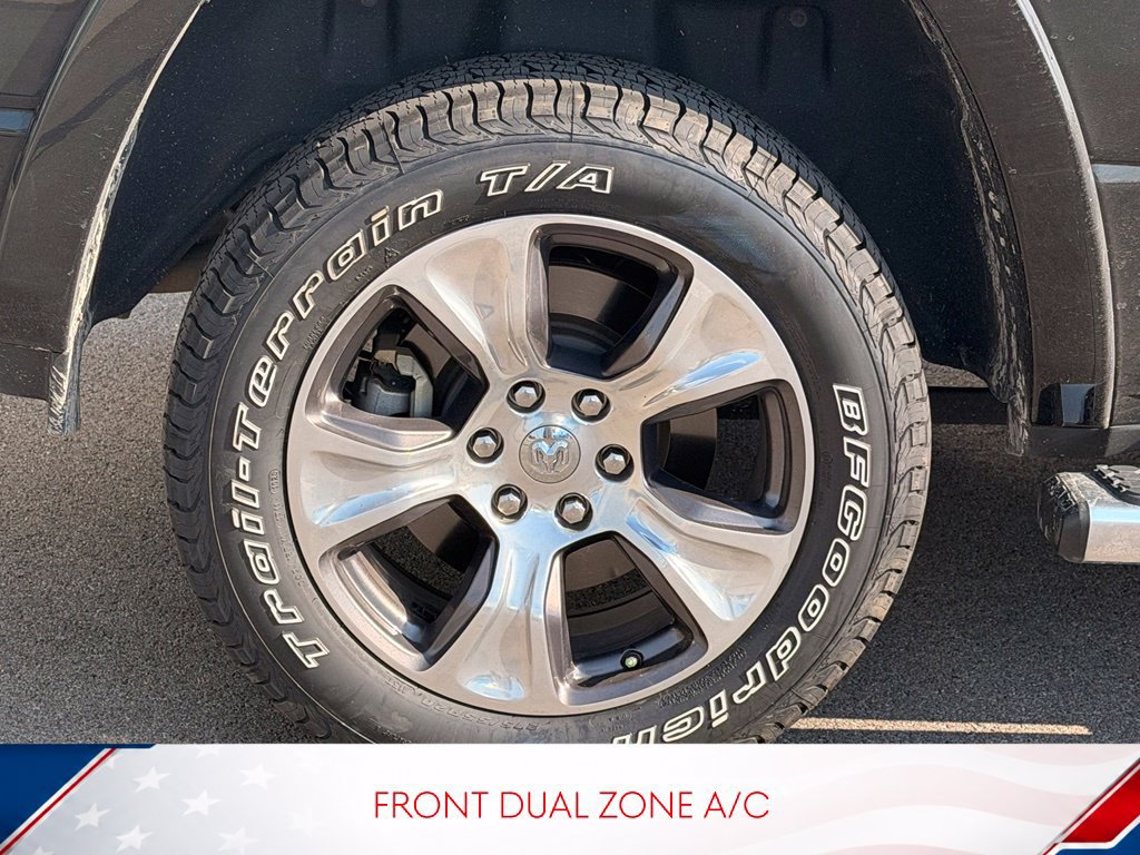 Used 2022 RAM 1500 Laramie AWD/4WD image 3