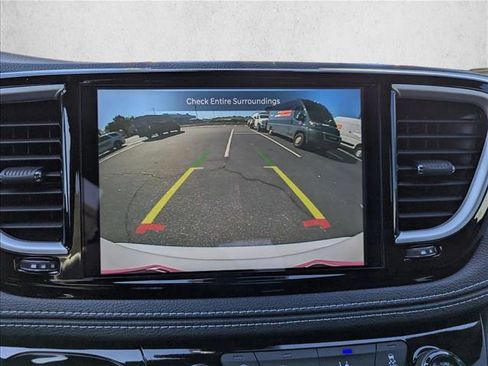 New 2026 Chrysler Pacifica Select FWD image 19