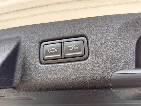 Used 2024 Kia Telluride EX X-Line AWD/4WD image 10
