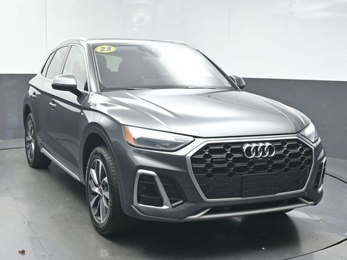 Used 2023 Audi Q5 2.0T Premium Plus image 2