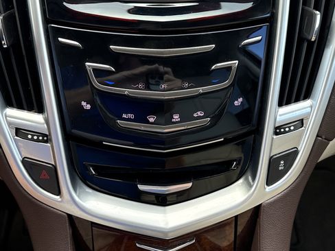 Used 2016 Cadillac SRX Luxury w/ Driver Awareness Package image 20