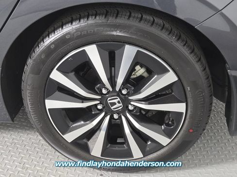 Certified 2024 Honda Civic EX-L image 10