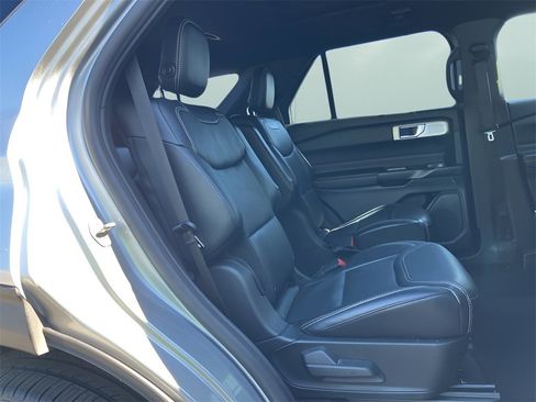 Used 2020 Ford Explorer ST w/ ST High-Performance Pack image 33