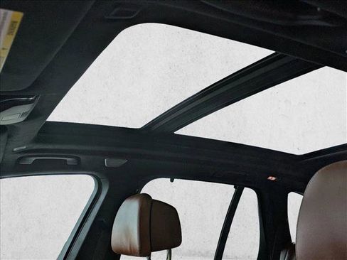 New 2026 BMW X5 M60i image 15