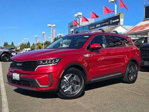 Used 2022 Kia Sorento S FWD image 3